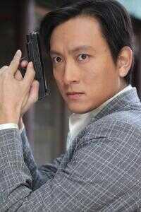 2011中国大陆电影《疑伤》1080p高清 4K网盘迅雷下载